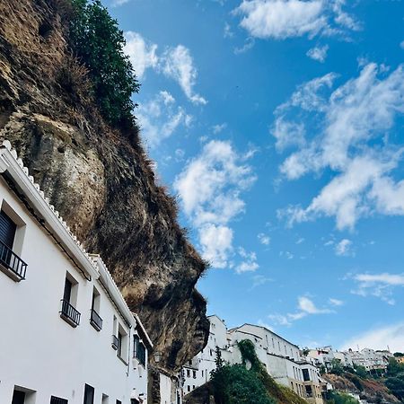 Cueva Luxe Las Calcetas Setenil De Las Bodegas Exterior foto